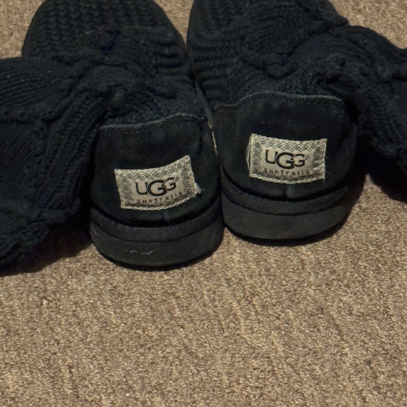UGG Women's Black Boots. UGG Knit Boots. Size 7 - Picture 3 of 8